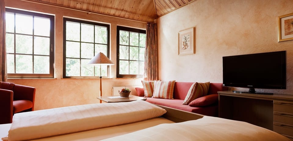 Double Room, Non Smoking, Lakeside | Premium bedding, in-room safe, individually decorated, desk