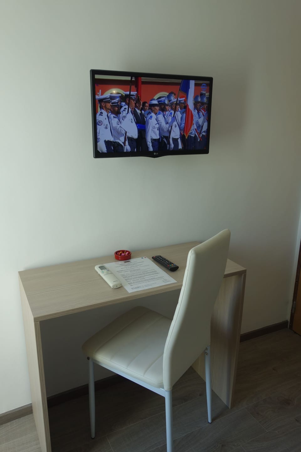 Room amenity