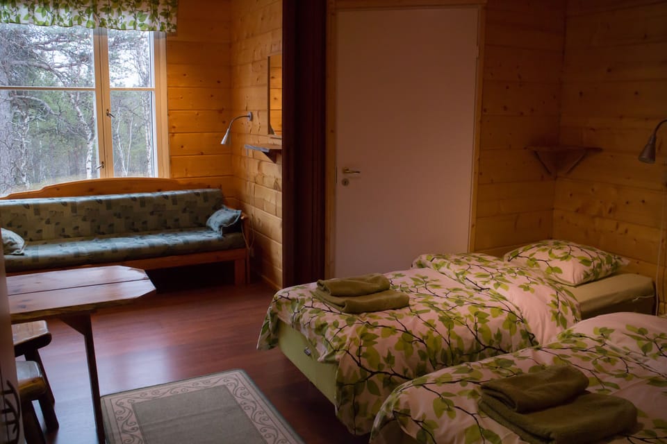 Studio, Kitchenette | Desk, blackout drapes, iron/ironing board, free WiFi
