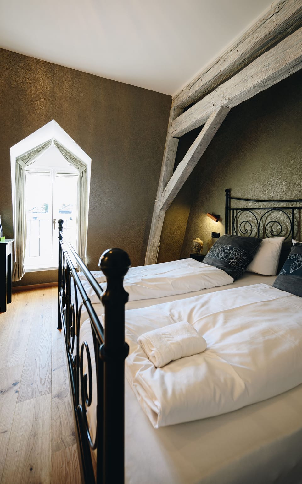 Comfort Double Room | Minibar, individually decorated, individually furnished, free WiFi
