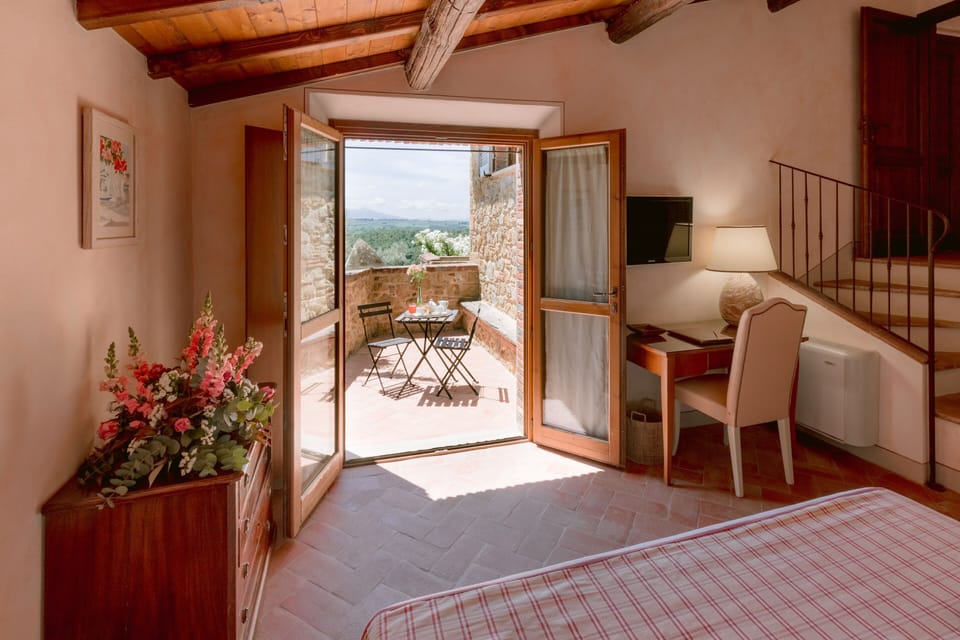 Executive Suite (Leccino) | Terrace/patio