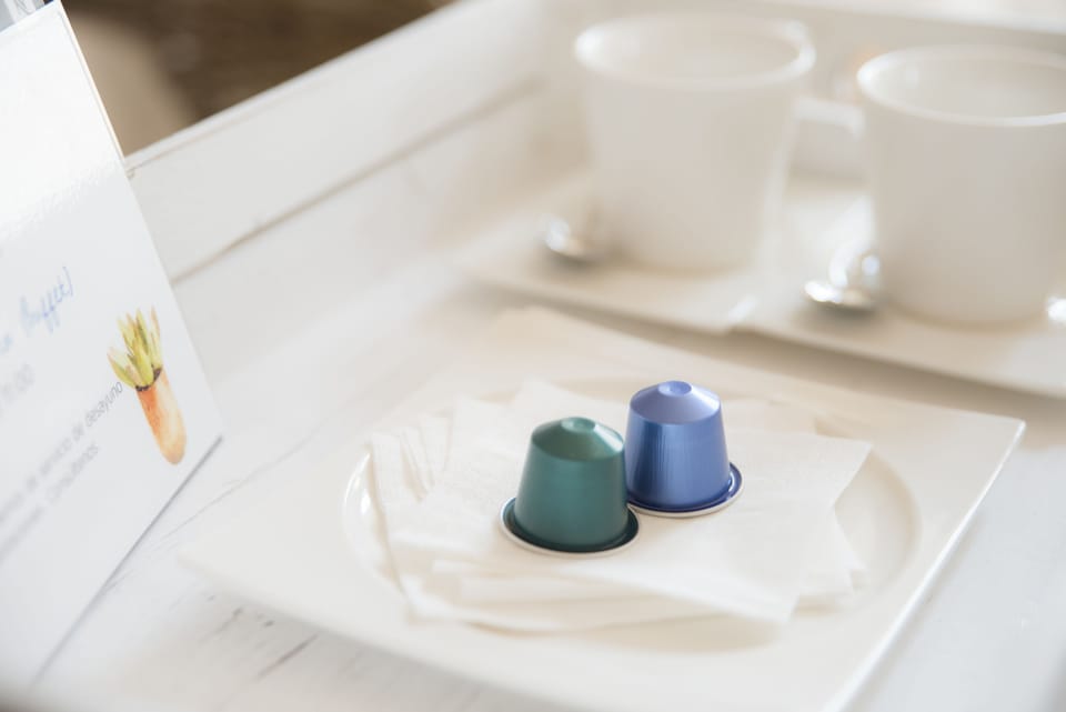 Deluxe Double Room | Coffee and/or coffee maker