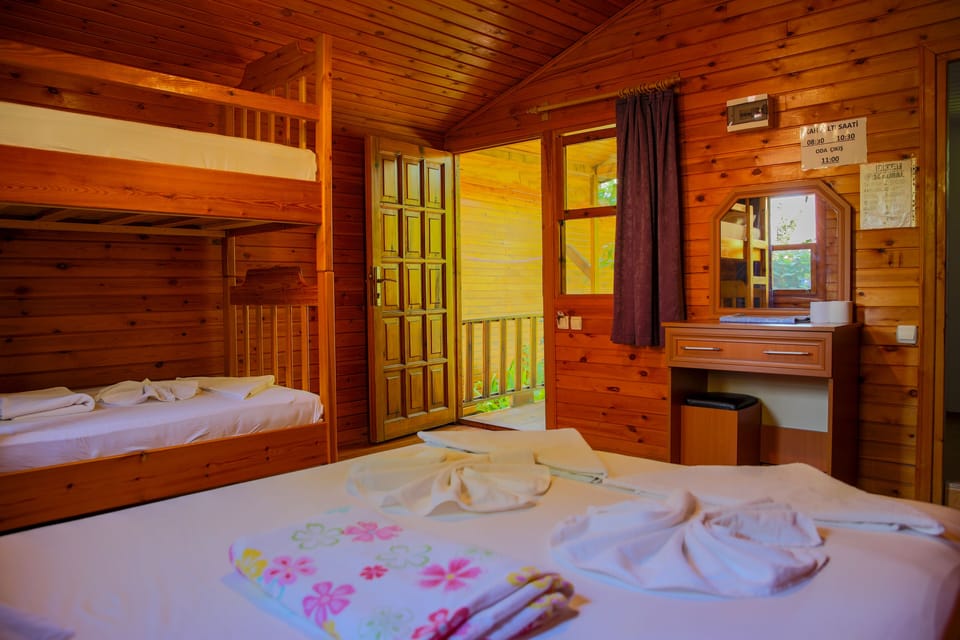 Bungalow | Desk, soundproofing, free WiFi
