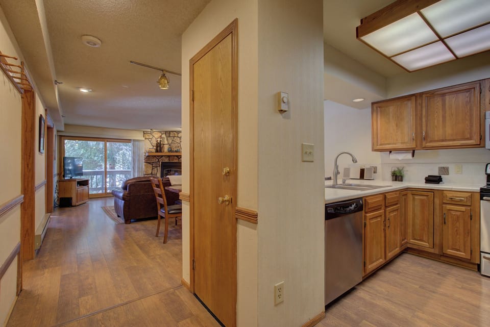 Apartment (2 Bedrooms) | Exterior