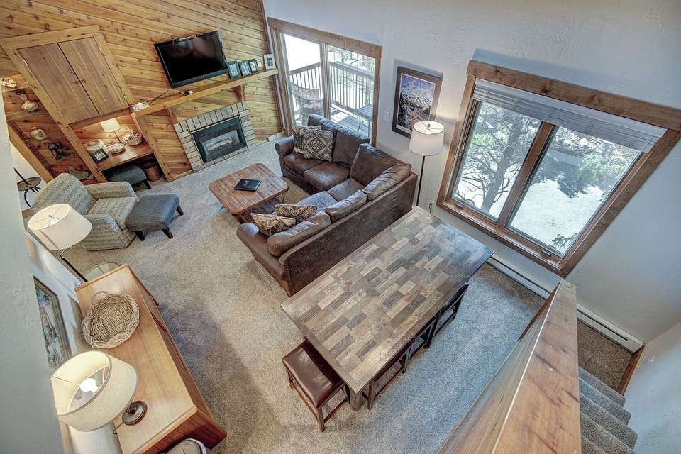 Apartment (2 Bedrooms) | Front of property