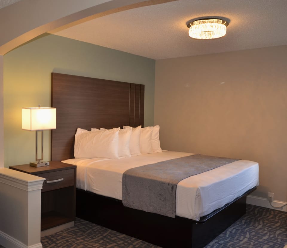 Renovated Executive Building King | Pillowtop beds, in-room safe, individually decorated