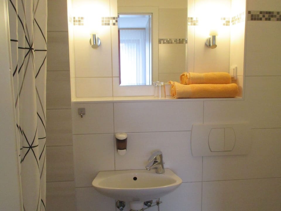 Single Room, Ensuite | Bathroom