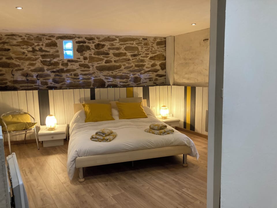 Double Room (Bambou) | Premium bedding, individually decorated, individually furnished