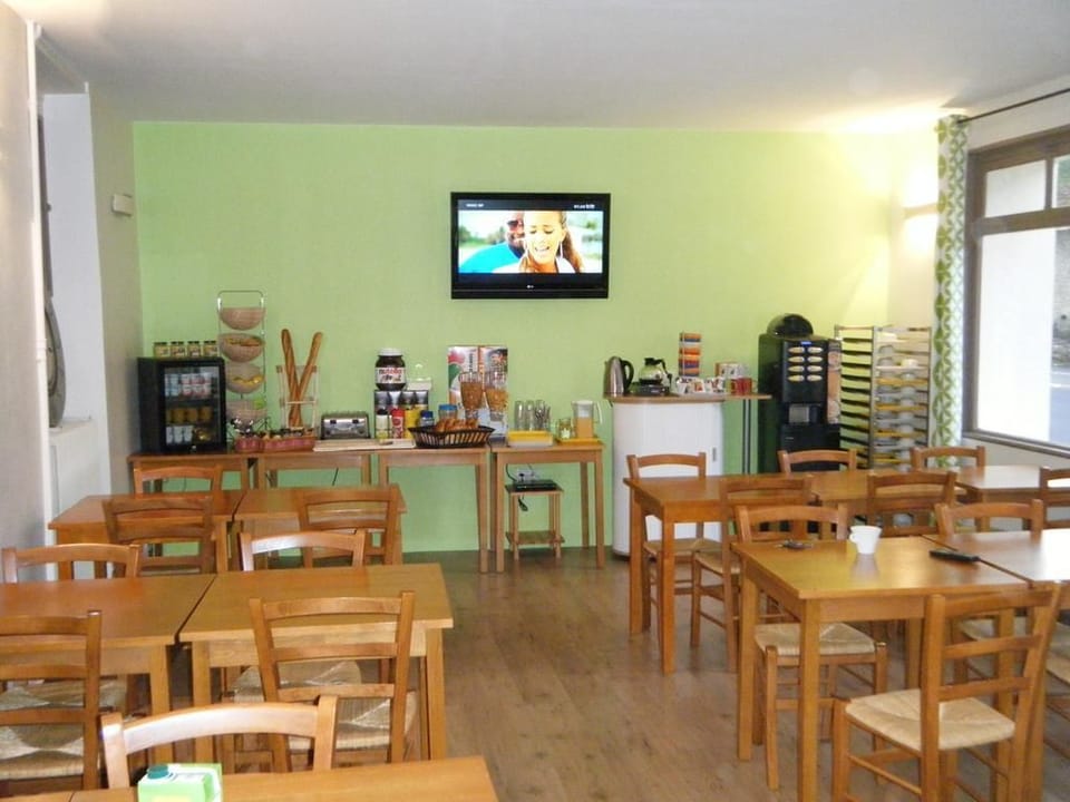 Daily buffet breakfast (EUR 8 per person)