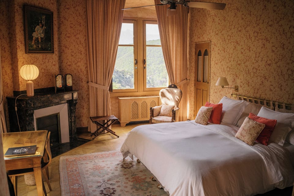 Superior Double Room, 1 King Bed | Premium bedding, desk, blackout drapes, soundproofing