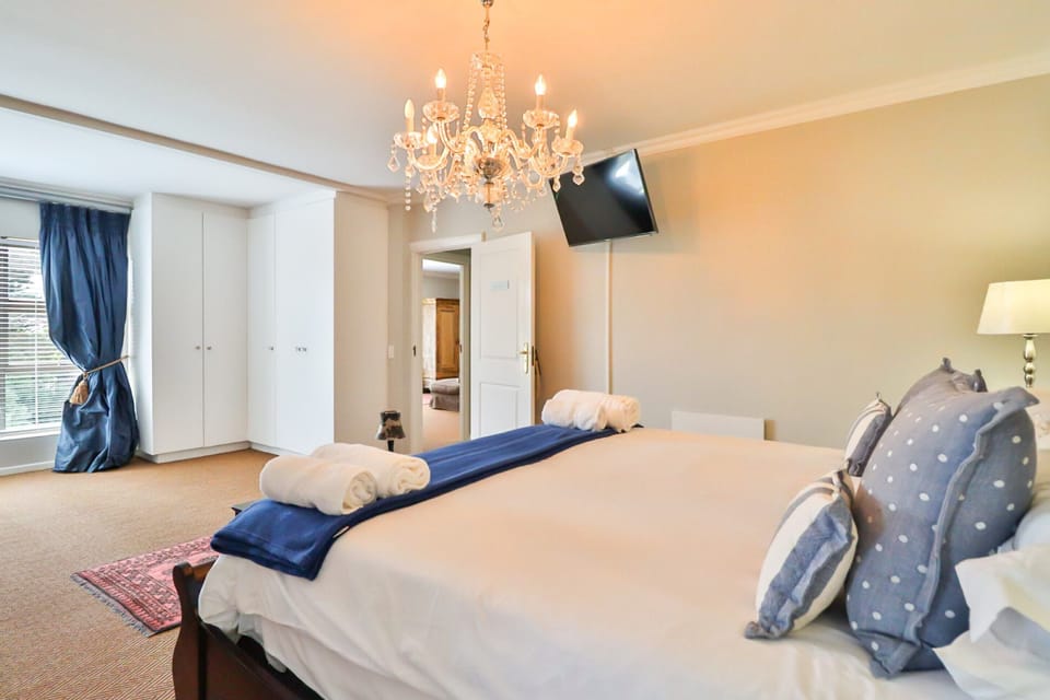 Luxury Rooms | 1 bedroom, premium bedding, in-room safe, individually decorated