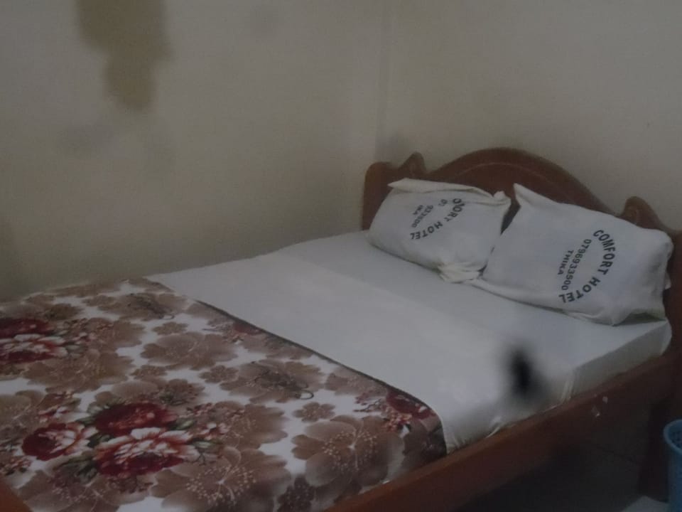 Double Room | Blackout drapes, free WiFi, bed sheets