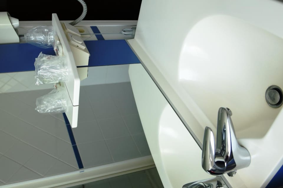 Hair dryer, towels