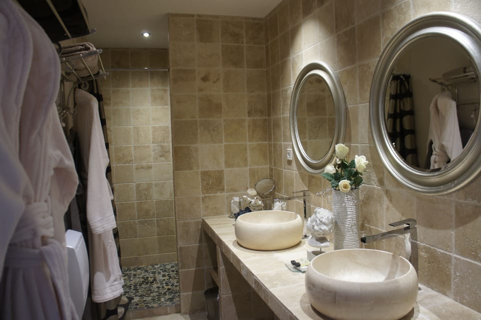 Double or Twin Room | Premium bedding, individually decorated, individually furnished, desk