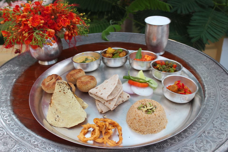 Free daily cooked-to-order breakfast