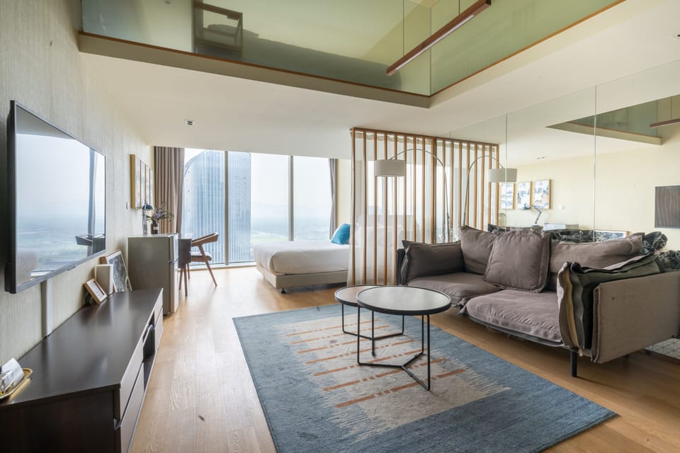 LOFT Senior Apartment | Living area | TV