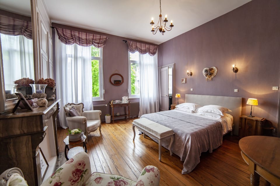 Room | Iron/ironing board, free cribs/infant beds, free WiFi, bed sheets