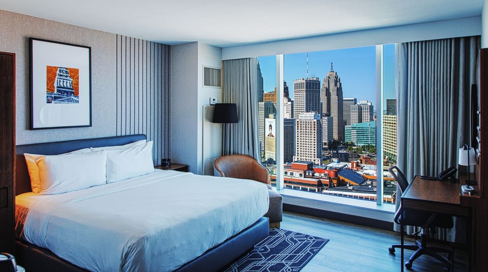 Premium bedding, in-room safe, desk, laptop workspace