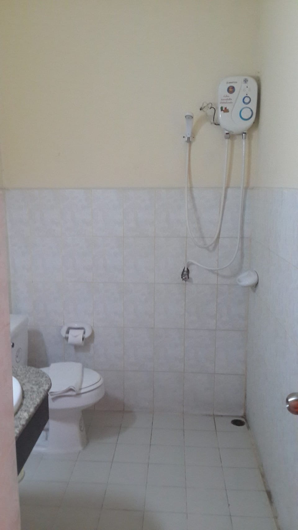 Standard Room | Bathroom | Shower