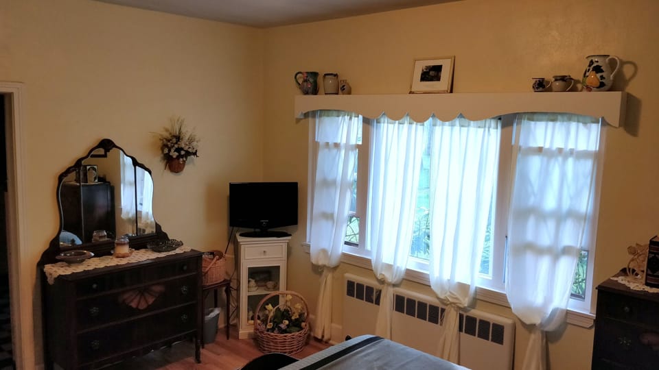 Premium bedding, pillowtop beds, individually decorated