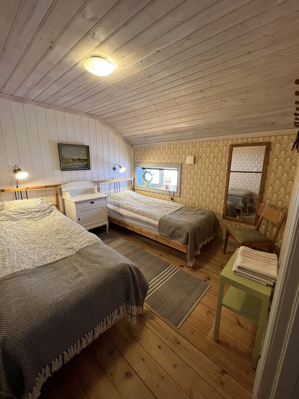 Double Room | Blackout drapes, iron/ironing board (on request), WiFi (free)
