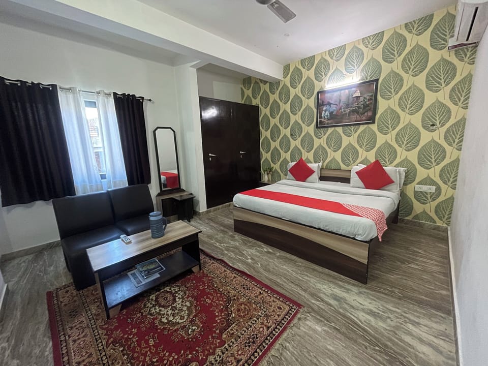 Family Triple Room | 1 bedroom, premium bedding, desk, laptop workspace
