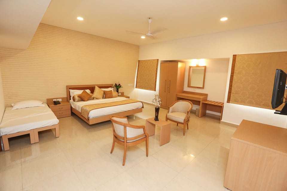 Suite, 1 King Bed | View from room