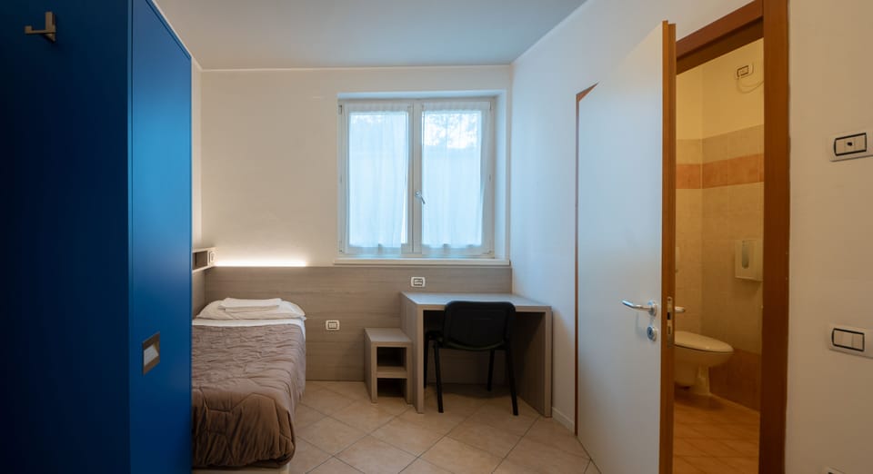 Desk, free WiFi, bed sheets, wheelchair access