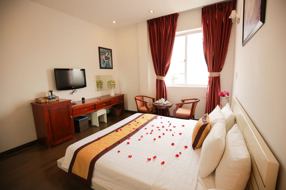 Superior Double Room | In-room business center