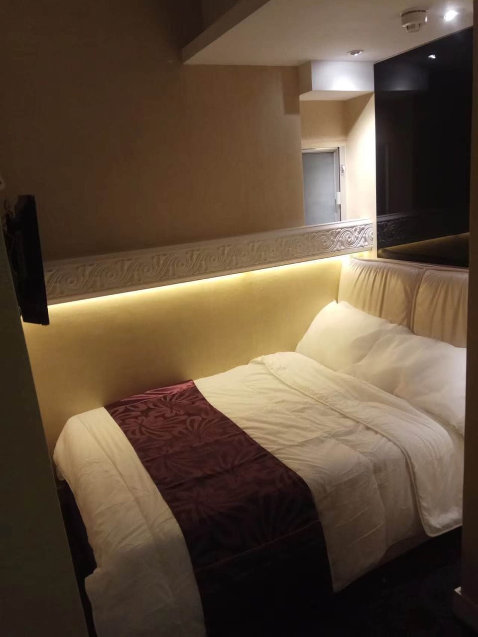 Romantic Double Room, 1 Double Bed | Free WiFi