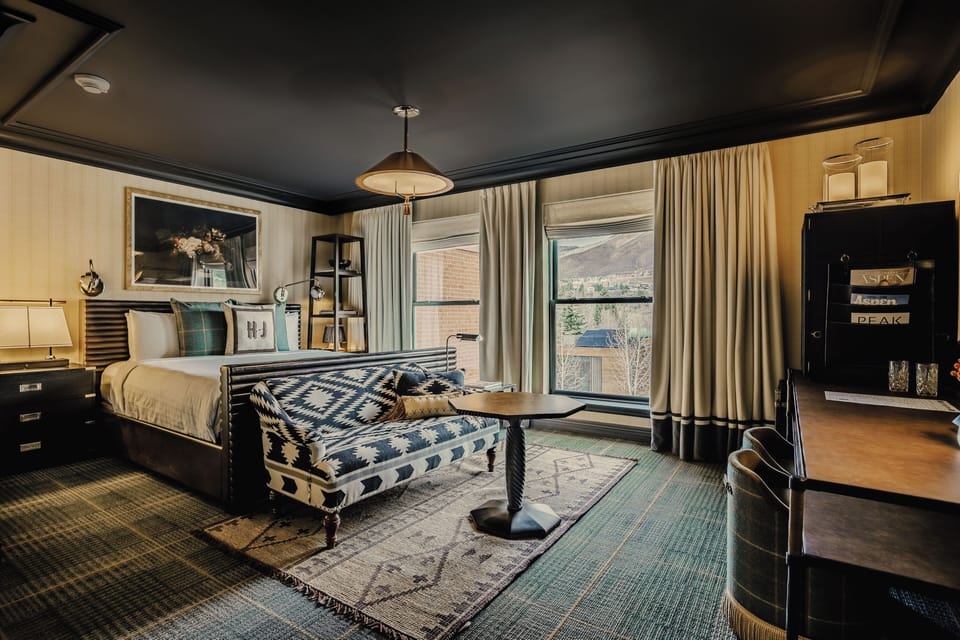 Egyptian cotton sheets, premium bedding, down comforters, pillowtop beds
