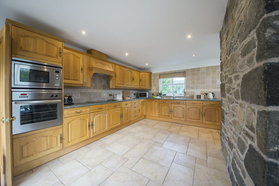 House, Multiple Beds, Mountain View (Pet Friendly) | Private kitchen | Coffee/tea maker, electric kettle