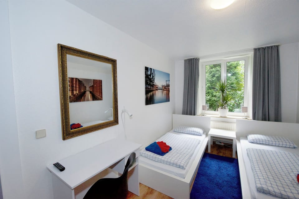 Double Room | Free WiFi, bed sheets