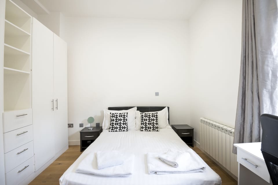 Apartment | 1 bedroom, desk, soundproofing, iron/ironing board