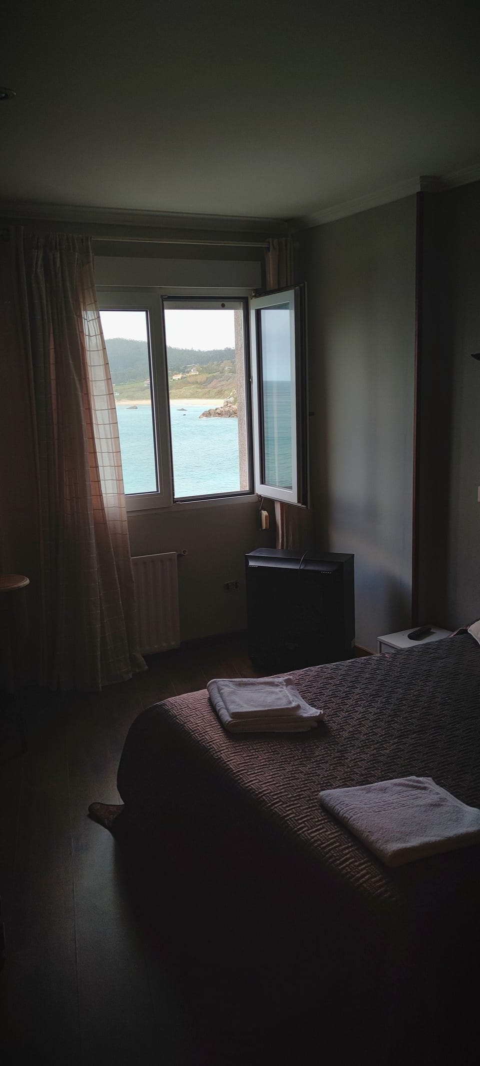 Double Room | Desk, blackout drapes, individually decorated, individually furnished