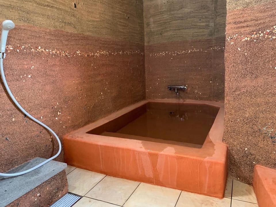 Private spa tub