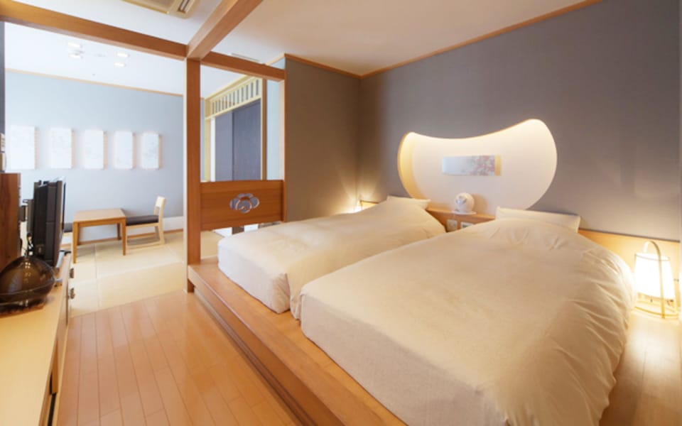 Japanese Modern Room with Private Hot Springs, "Theme: FLOWERS," Non Smoking 37 ㎡【3F】 | Minibar (free items), WiFi (free)
