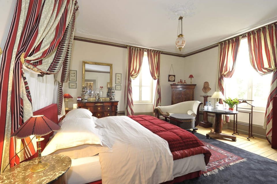 Double Room (Castiglione) | Minibar, individually decorated, individually furnished, desk