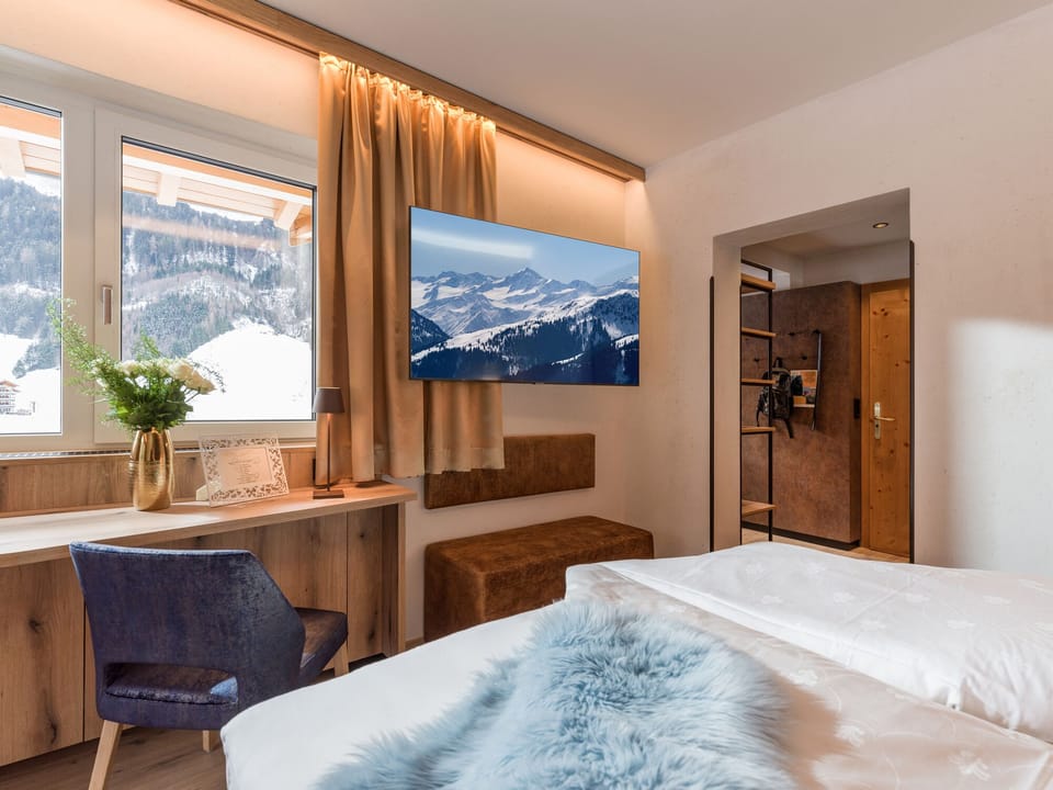Panoramic Double Room, Non Smoking, Balcony | In-room safe, iron/ironing board, free WiFi, bed sheets