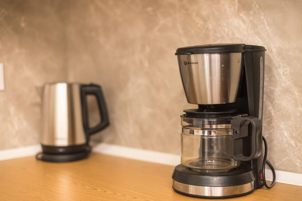 Apartment (Victoria Best Apartments near Metro 3) | Private kitchen | Fridge, oven, stovetop, coffee/tea maker