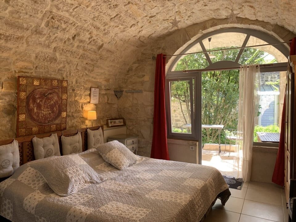 Classic Studio, 1 Bedroom, Garden View | Individually decorated, individually furnished, desk, iron/ironing board