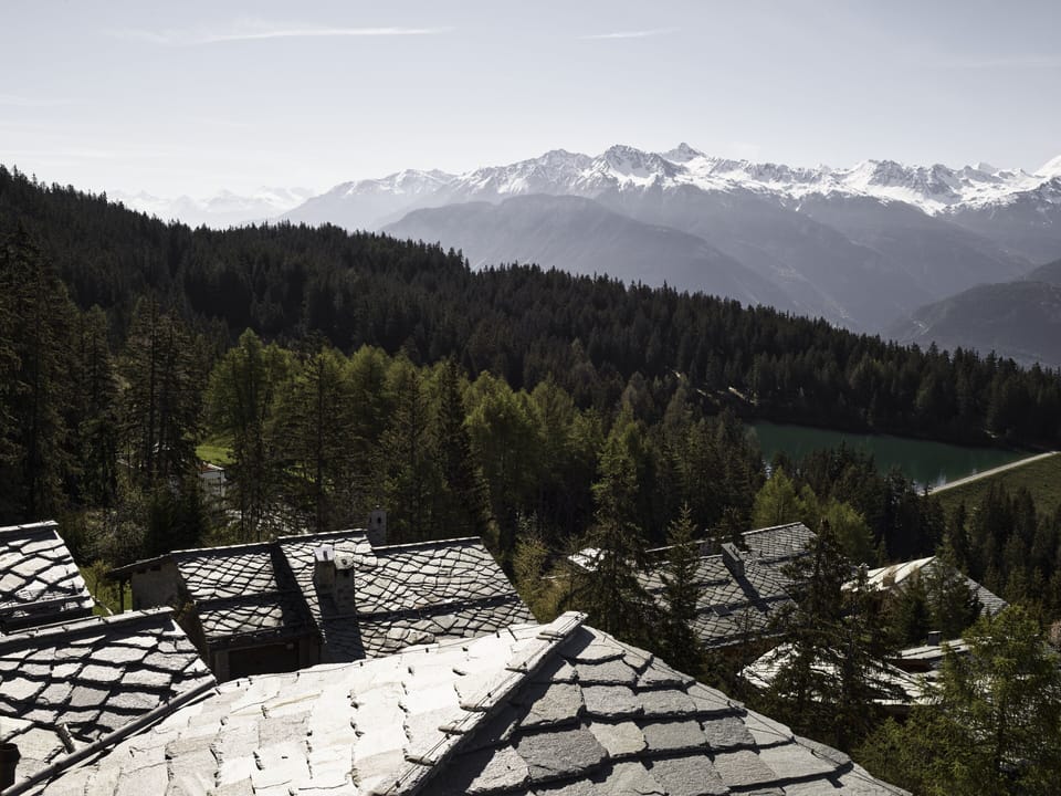 Deluxe Suite (Duplex) | Egyptian cotton sheets, premium bedding, down comforters, pillowtop beds