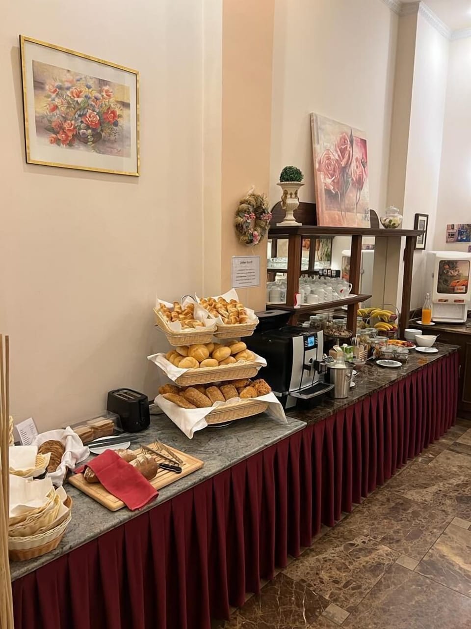 Daily buffet breakfast for a fee