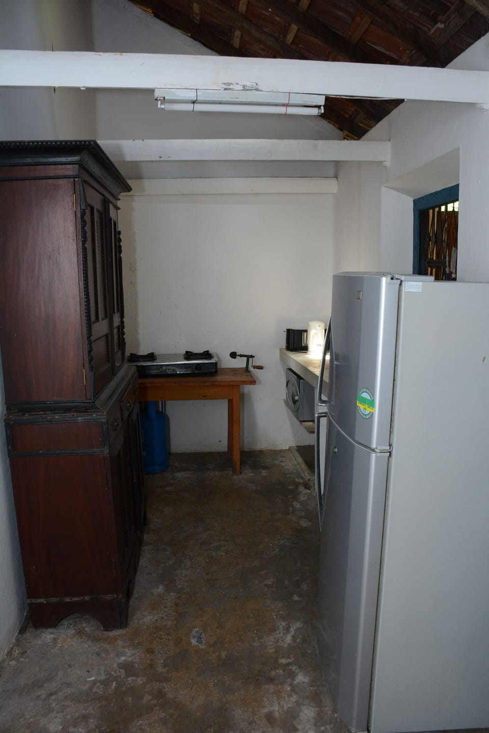 Economy House, Garden View | Private kitchen | Fridge, stovetop, coffee/tea maker, electric kettle