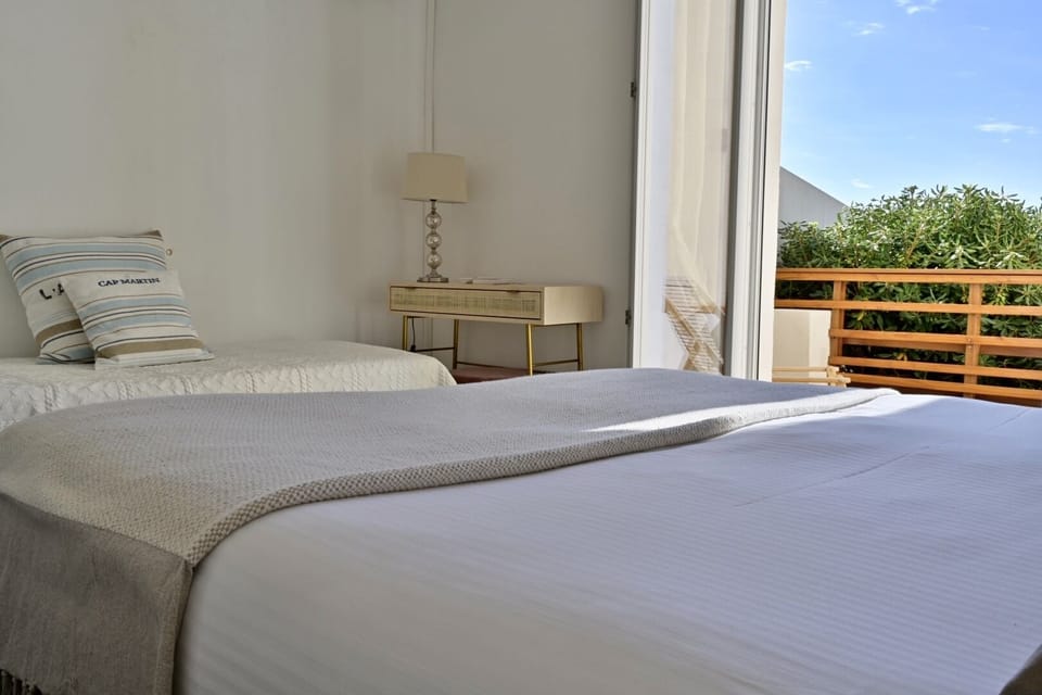 Deluxe Double or Twin Room, Balcony, Sea View | Premium bedding, in-room safe, individually decorated