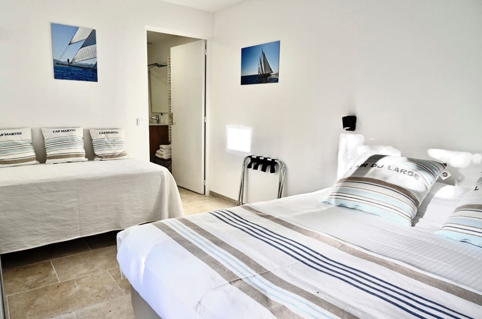 Comfort Triple Room, Terrace, Garden View | Premium bedding, in-room safe, individually decorated
