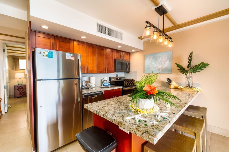 Condo, 1 Bedroom | Private kitchen | Coffee/tea maker, fridge, oven, toaster
