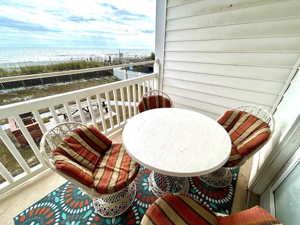 Condo, 3 Bedrooms | Outdoor dining