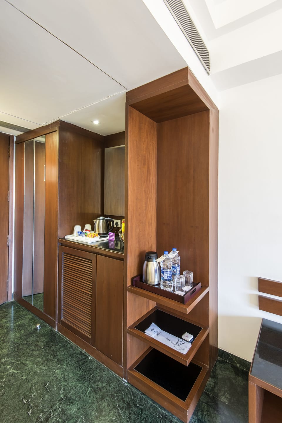 Deluxe Room | In-room safe, desk, laptop workspace, rollaway beds