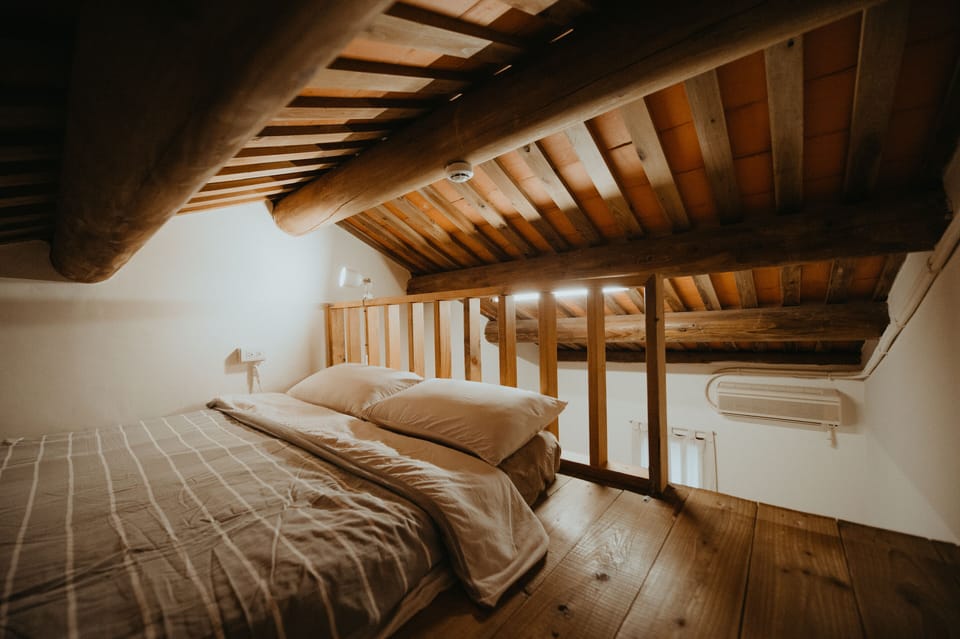 Double Room | Free WiFi, bed sheets